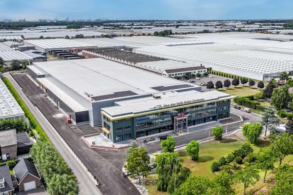 New building Van der Valk Solar Systems 's-Gravenzande