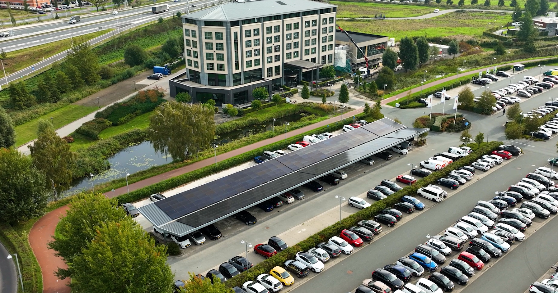 Hotel Van der Valk Groningen Hoogkerk - ValkTop Carport