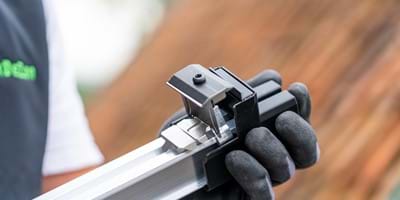Morsetto per pannello ValkGrip brevettato evidenziato